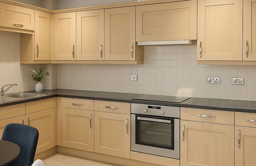 Hatfield Appartement | Central Hatfield | Free Parking | Sleeps up to 4 | With Balcony