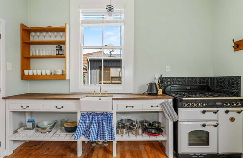 Rotorua Villa | Central Heritage Villa