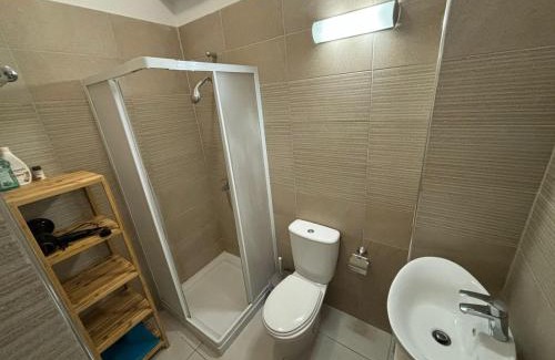 Larnaca City Centre Appartement | Central Large Apt Next to the Beach