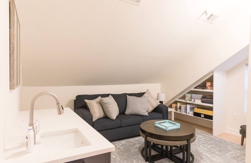Midwood Maison | Central location in Flatbush