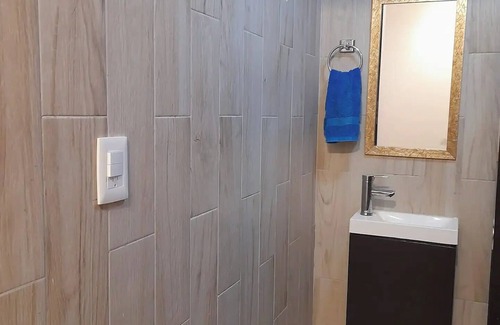 Colonia El Progreso Maison | Central Location -"FRIDA"