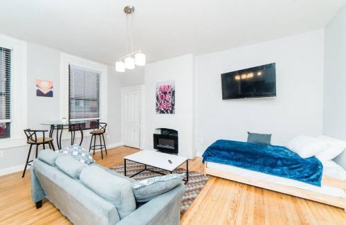 Allegheny-West Appartement | Central Location Suite - Walkable Entertainment