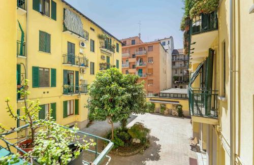 Abbadesse Appartement | Central Milan Apartment - 10 min Duomo