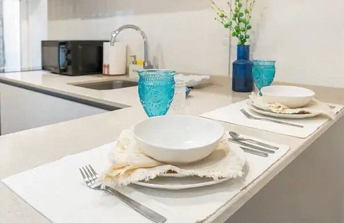 Aveiro Appartement | Central, modern, and cozy. Spot On - Casa da Praça is the perfect choice!