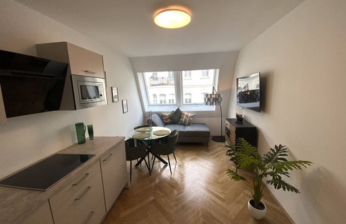 Weißgerber Appartement | Central & Modern in Trendy Area | HG22