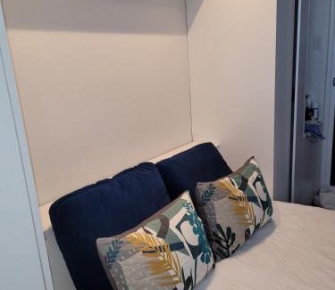 Rushcutters Bay Appartement | Central - Modern, Stylish Studio with a touch of Art Deco