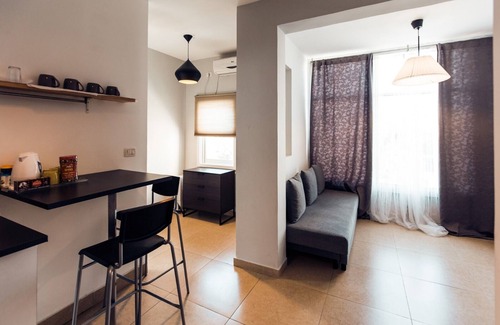 Netanya Appartement | Central Netanya Modern Apartment