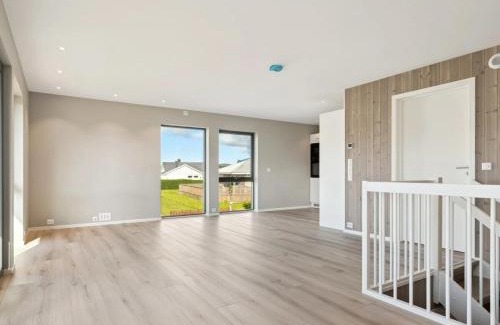 Leknes Appartement | Central No6