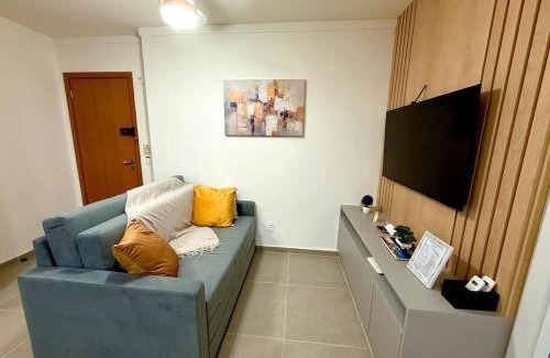 Centro Appartement | Central novo, andar alto-2quartos com Ar-Cond Q e F