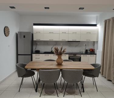 Charilaou Appartement | Central Pearl Thessaloniki