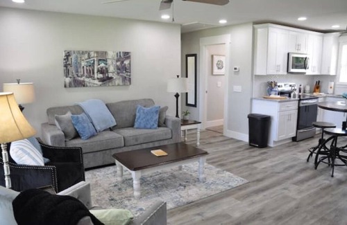 Lebanon Maison | Central Retreat D, NEW, Close to Everything!