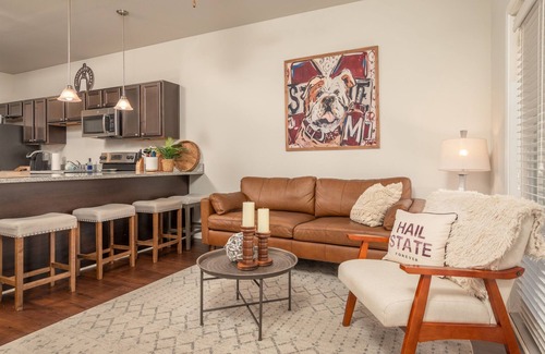 Starkville Copropriété | Central Starkville Retreat | No Stairs | Walk Everywhere