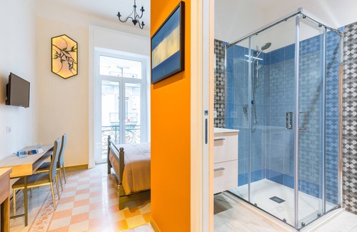 Vasto Lit Et Petit-Déjeuner | Central Station - Apartments & Suites - Gaiola