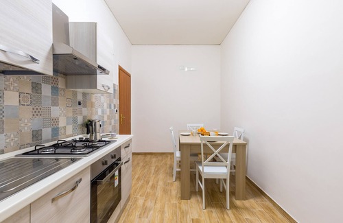 Vasto Appartement | Central Station Family Apartment by Wonderful Italy