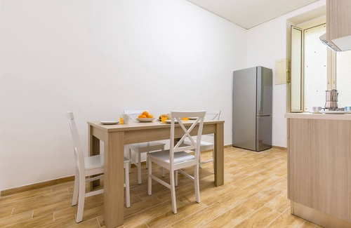 Vasto Appartement | Central Station Family Apartment by Wonderful Italy