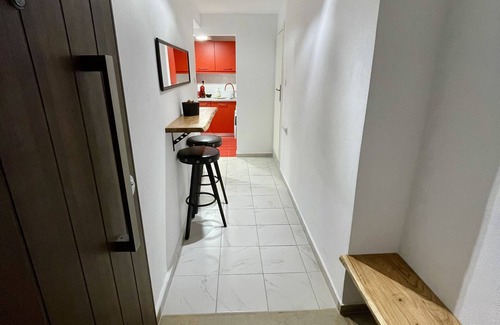 Volos City Centre Appartement | Central Studio Flat with Garden