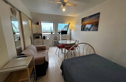 La Roche-Posay Appartement | Studio en centre-ville avec WIFI, proche thermes