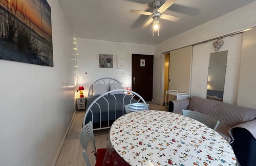 La Roche-Posay Appartement | Studio en centre-ville avec WIFI, proche thermes