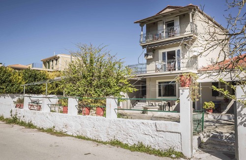 Lixouri Maison | Central & Stylish Maisonette 70㎡ Balcony View