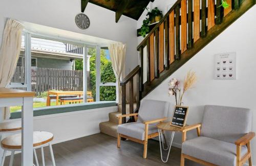 Richmond Heights Maison | Central Taupo Pet Friendly Retreat With Heat Pumps and Garden