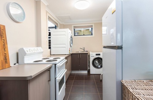 Torquay Maison | Central Torquay Treasure Close To Beach