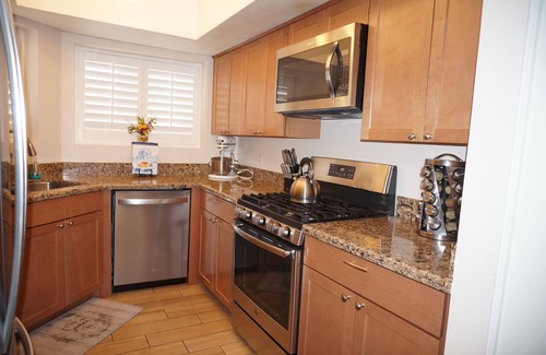 Prince Tucson Maison | Central Tucson Gated Retreat