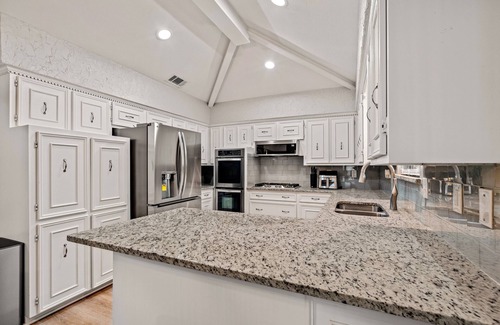 Richardson Maison | Central Updated 4 beds 3 baths