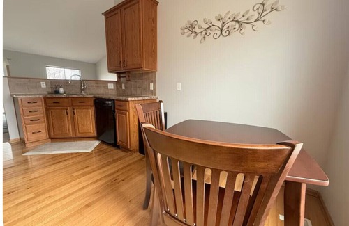 North Central Omaha Maison | Centrally located 3 bedroom Family Retreat in Omaha