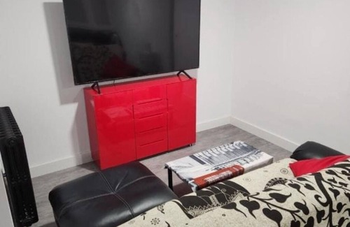Leon Appartement | Centrally located apartment, close to hospitals and downtown.
