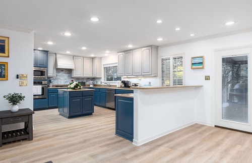 Oak Park - Northwood Maison | Centrally located cozy home close to everything.