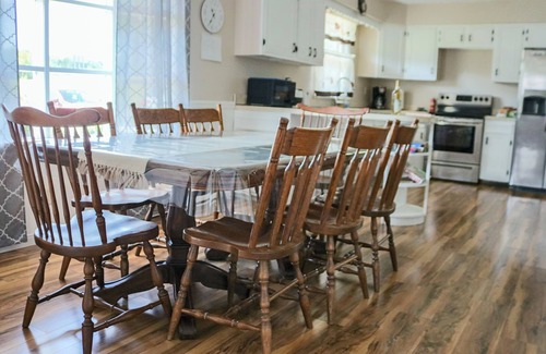 Rock Stream Cabine | Wine Trail Lodge