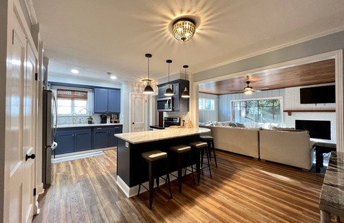 Valdosta Maison | Centrally located fully renovated home, walkable to VSU & SGMC.