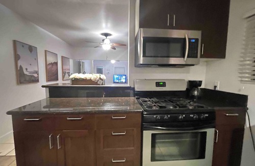 Stockton Maison | Centrally Located Home - Downtown San Diego
