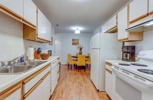 Johnson Appartement | Centrally Located in Nwa; Walk to Wrights Bbq!
