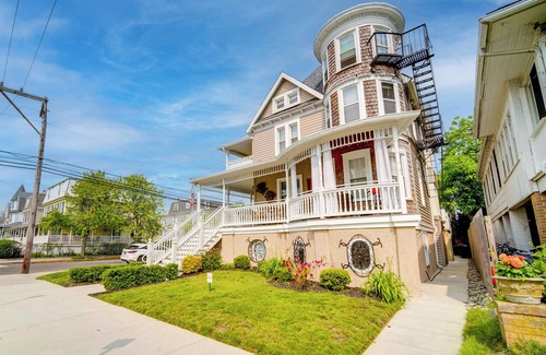 North End Appartement | Centrally Located Ocean City Apt < 1 Mi to Beaches