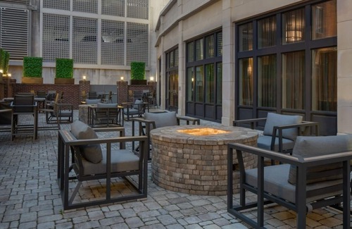 Yamacraw Village Maison | Centrally Located Savannah Hotel with Access to Downtown and Historic District