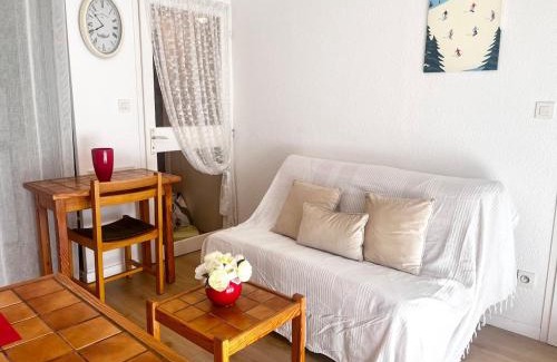 Ax-les-Thermes Appartement | Centre Ax - 4 people - ground floor - Parking