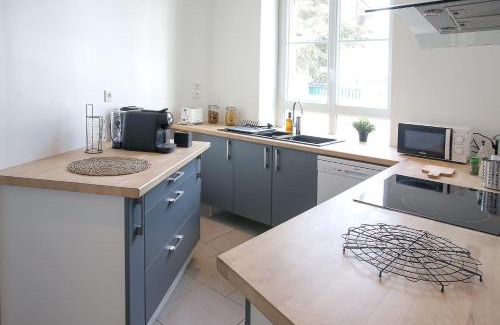 Lisieux Appartement | Centre historique vue cathédrale