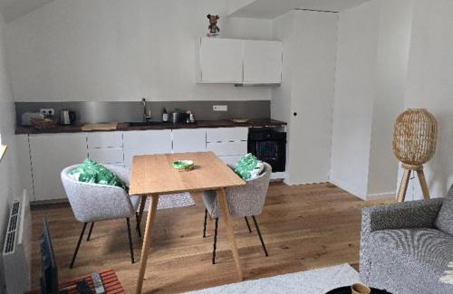 Decre-Cathedrale Appartement | Centre ville Appart T2, 2 à 4 pers, immeuble de caractère
