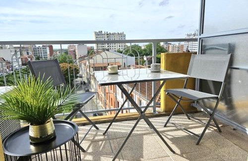 Guilhemery Appartement | Centre ville - Métro B - Parking sup