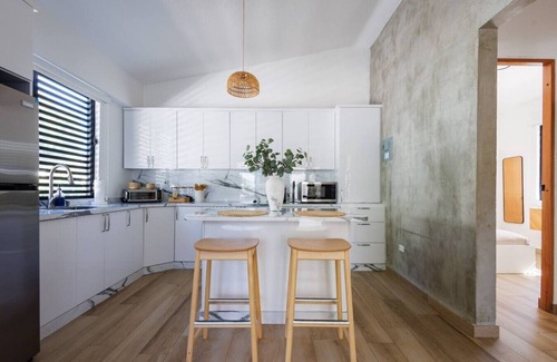 Eleanor Roosevelt Maison | Centric Boho Haven in Hato Rey | Unit 1