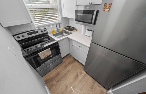 Riverwalk Fort Lauderdale Appartement | Centric Ground Floor Studio Near Las Olas w/ Full Kitchen & Parking
