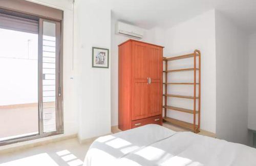 Dos Hermanas Appartement | Centro, Atico 2 dormitorios con terraza