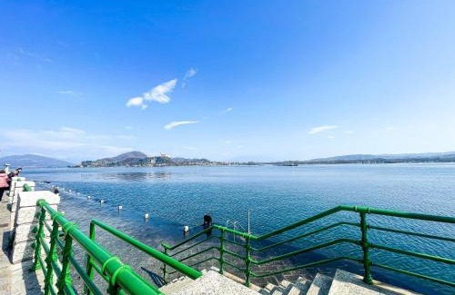 Arona Appartement | Centro Storico Nido a 147 passi dal Lago Maggiore