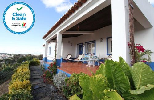 Almodovar e Graca dos Padroes Maison | Cerca da Ponte