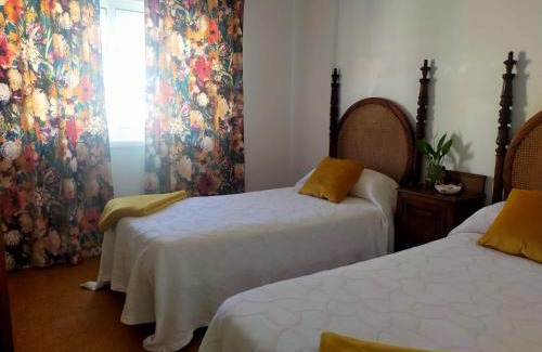 A Guarda Appartement | Cerca de la playa, con bodega, terraza y jardin Camino Portugués