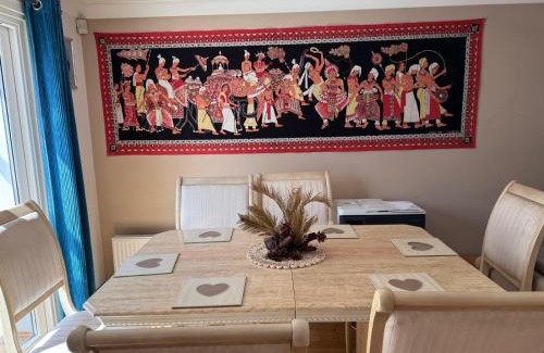 Glasgow Maison | Ceylon HomeStay