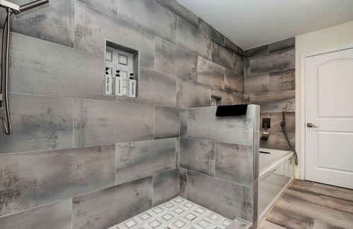 Columbus Maison | CG Suites Entire home in Columbus, Ohio 16+ guests5 bedrooms9 beds5 baths