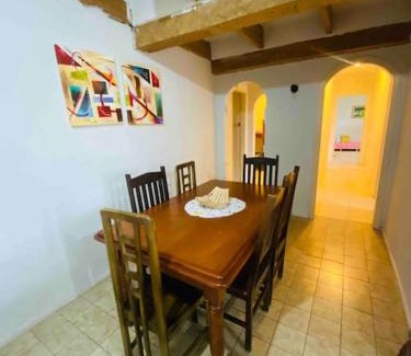 Embu das Artes Maison | Chácara Aconchegante com Piscina e Salão de Festas