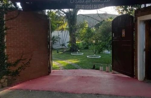 Itaoca Maison | Chácara com Piscina em Guararema